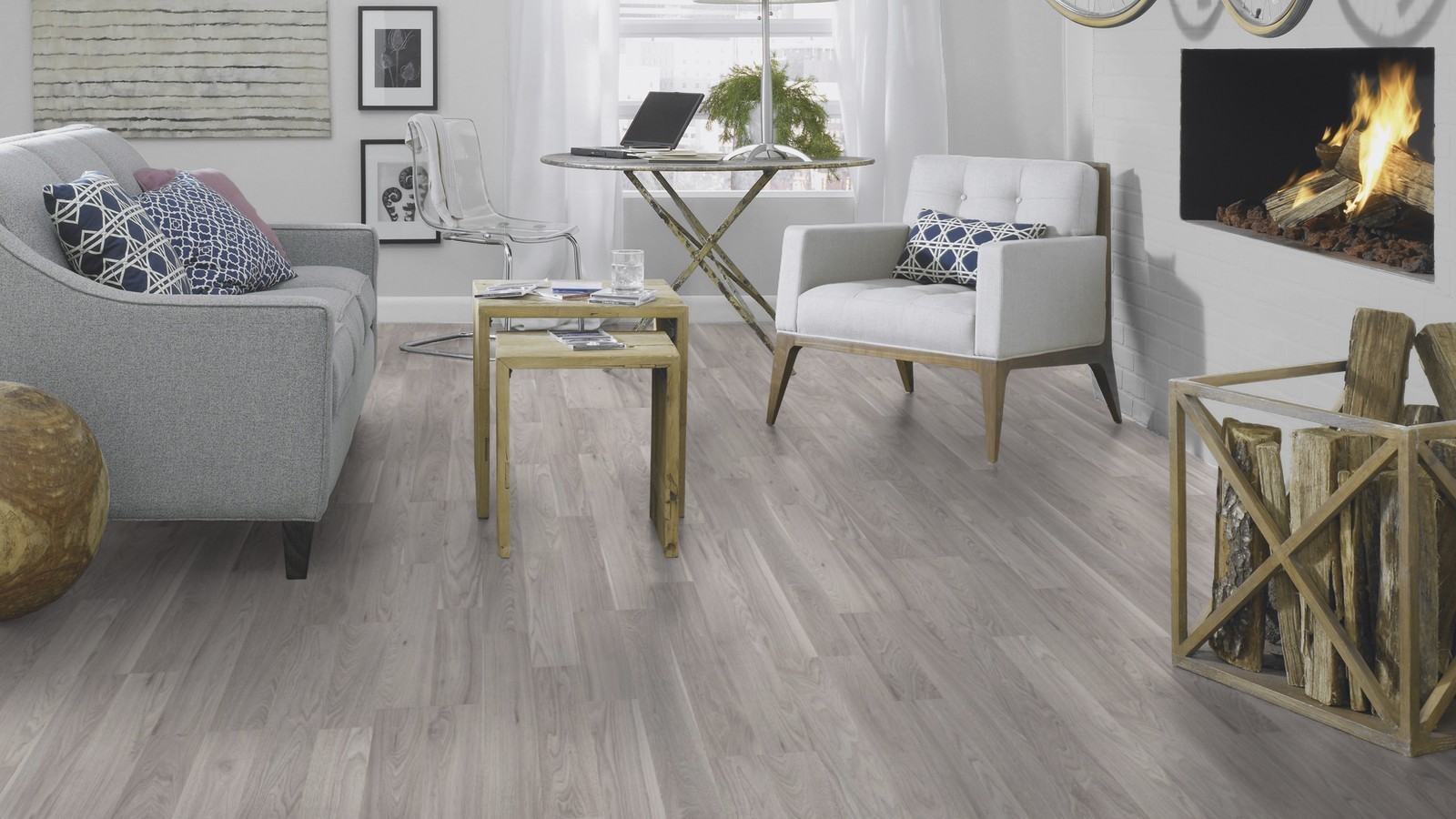 Tarkett Laminat Essentials 832 Nussbaum Misty hell 2-Stab