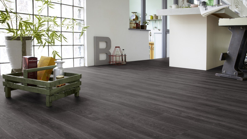 Tarkett Vinylboden Starfloor Vintage Black Smoked Oak Planke main product photo