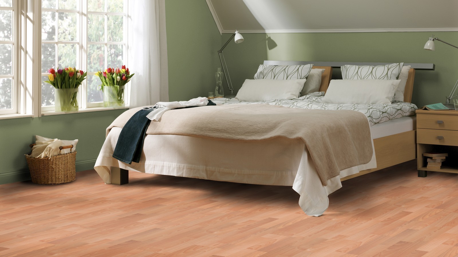 Tarkett Laminat Essentials 832 Buche mittel 3-Stab-Schiffsboden