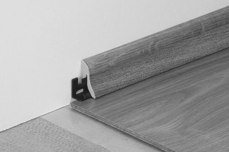 Tarkett Sockelleiste A Eiche Weiss Höhe: 4,0 cm main product photo