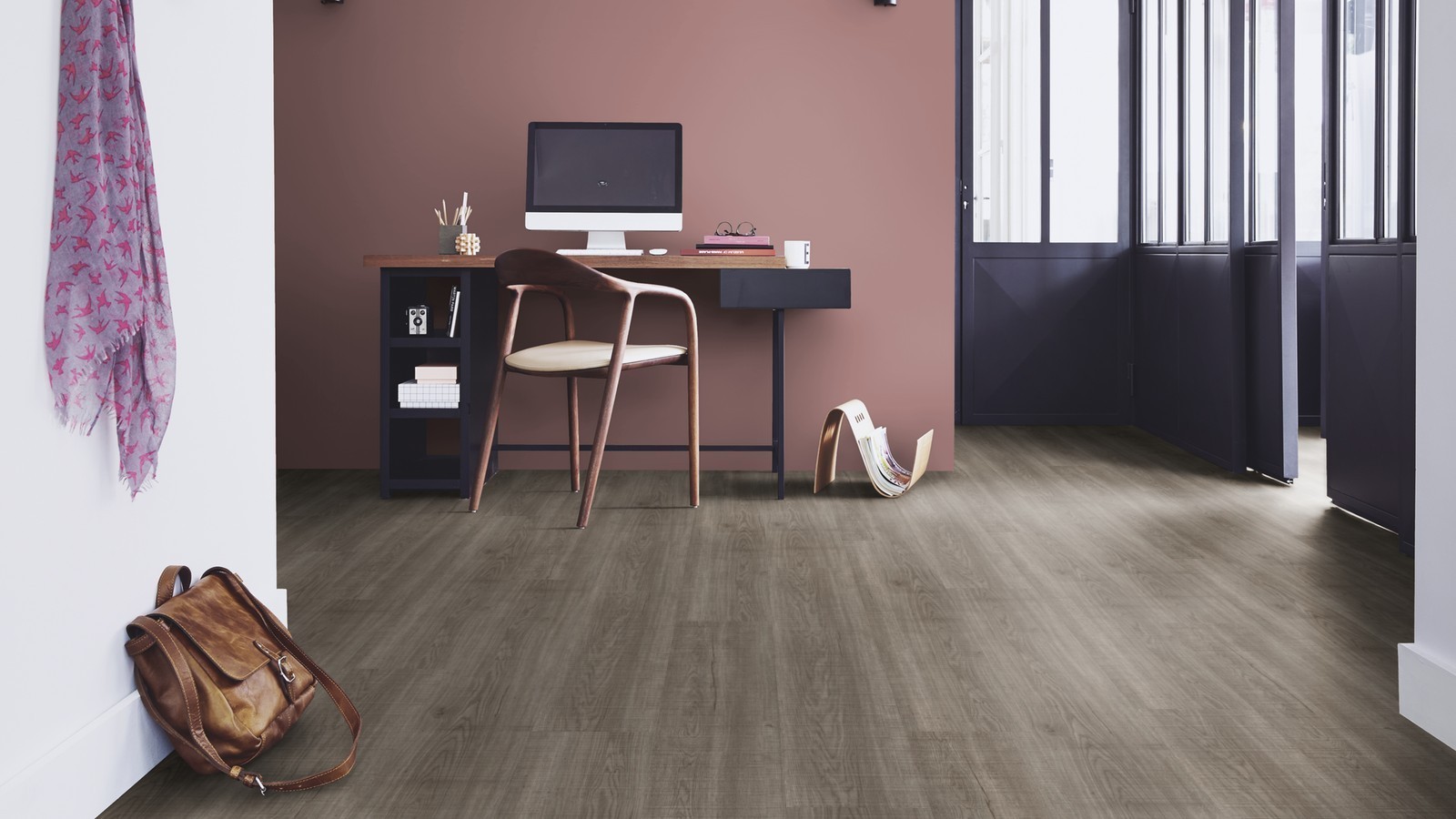 Tarkett Design flooring iD Inspiration Loose-Lay Grey Sawn Oak Plank