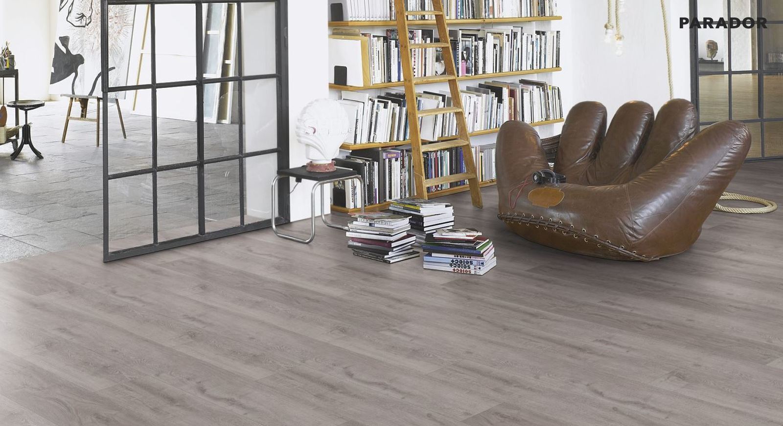 Suelo laminado de Parador Trendtime 6 roble gris claro interlock plank 4V