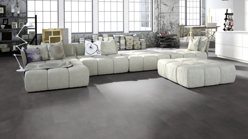 Skaben Vinyle à cliquer en matériau massif Life Click 55 Ciment gris foncé Carrelage 4V main product photo