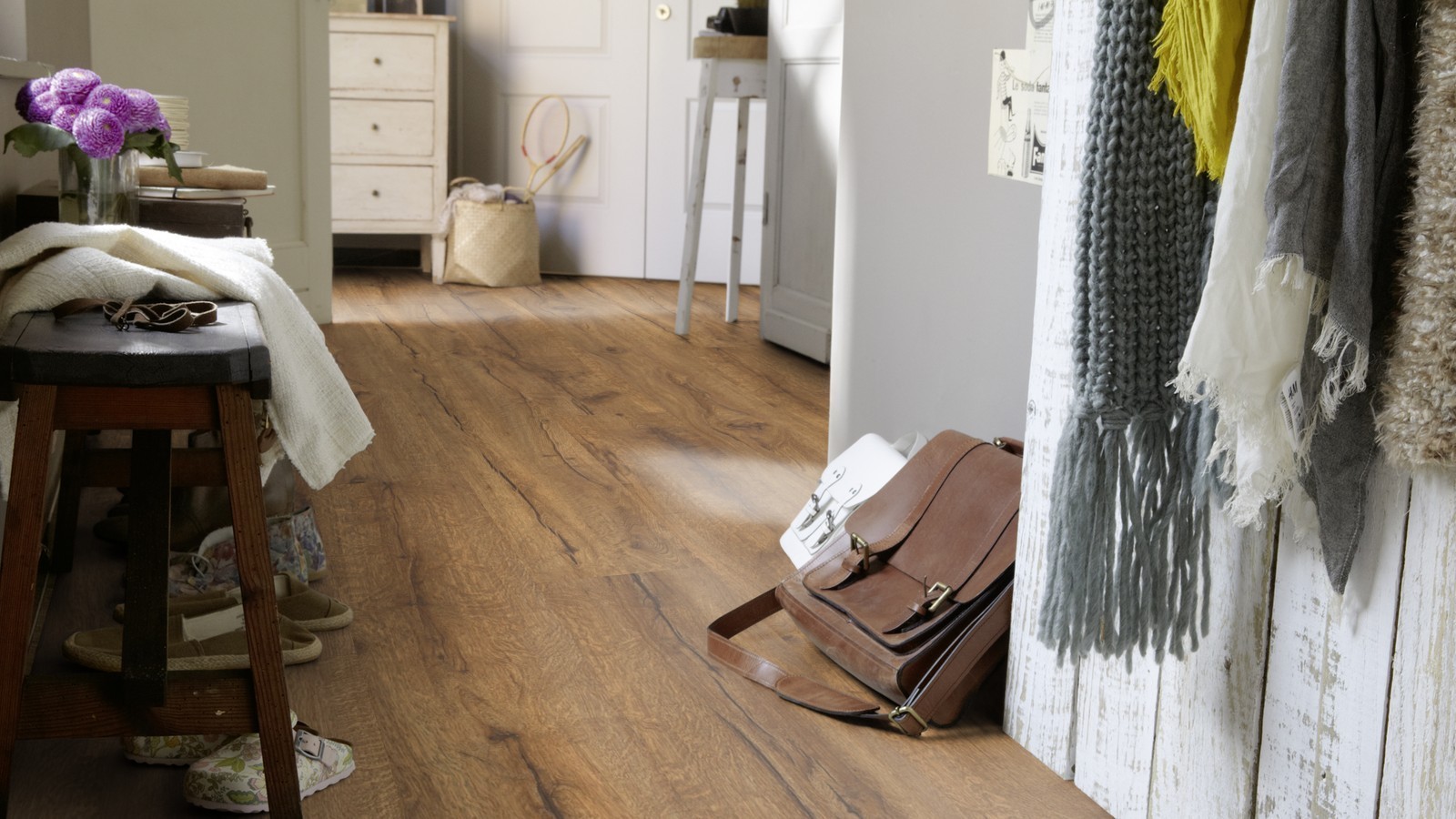 Tarkett Laminado Tablón Largo 932 Roble Heritage rústico Tablón entero / Tablón largo 4V