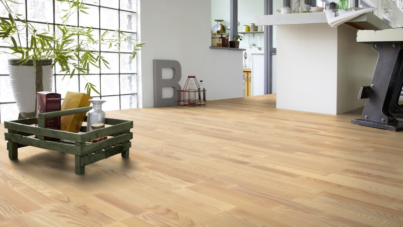 Tarkett Parkett Pure Natur Esche 3-Stab-Schiffsboden Proteco Lack main product photo