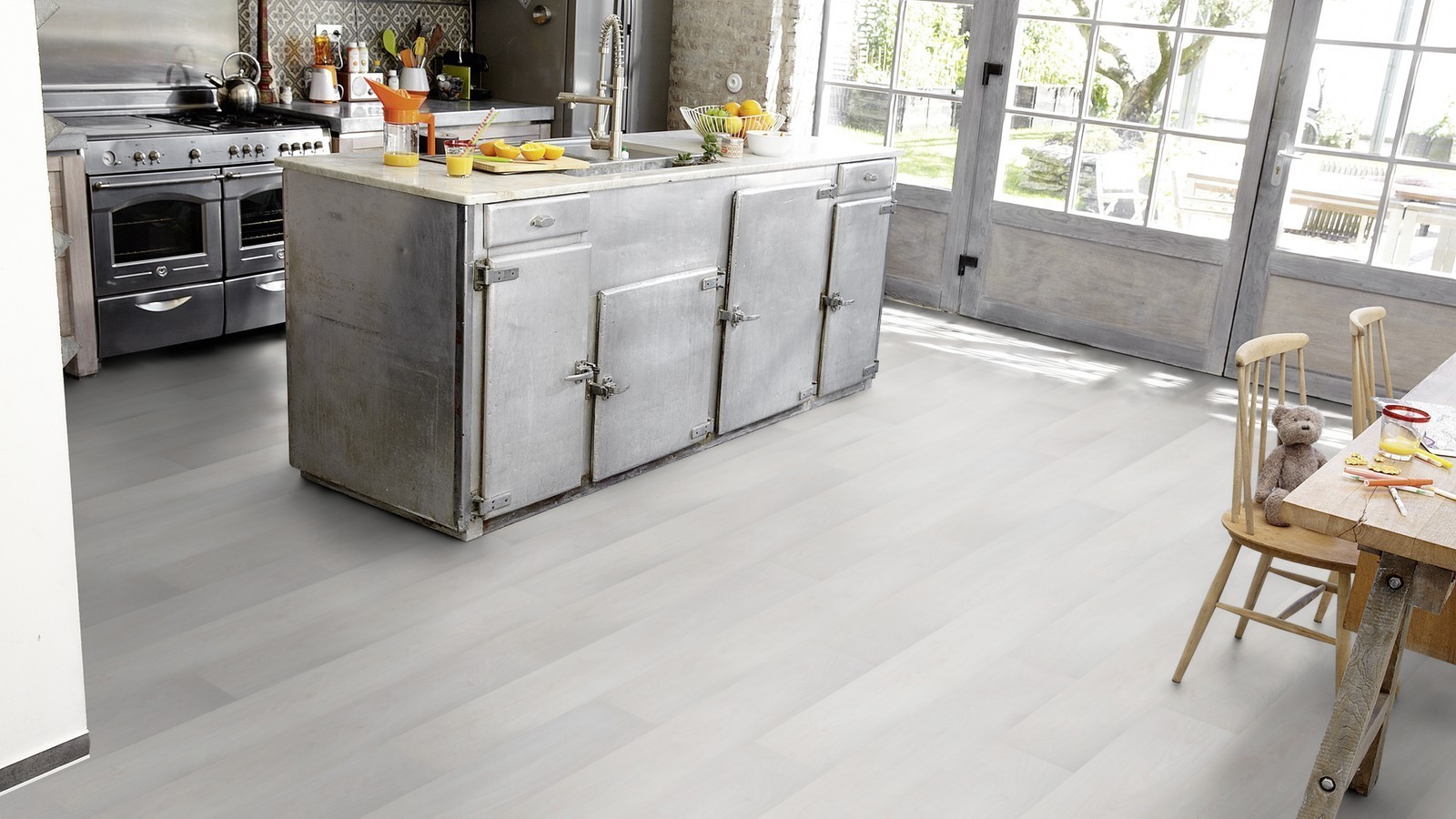 Tarkett Laminate Lamin'Art 832 White Buzz Allover