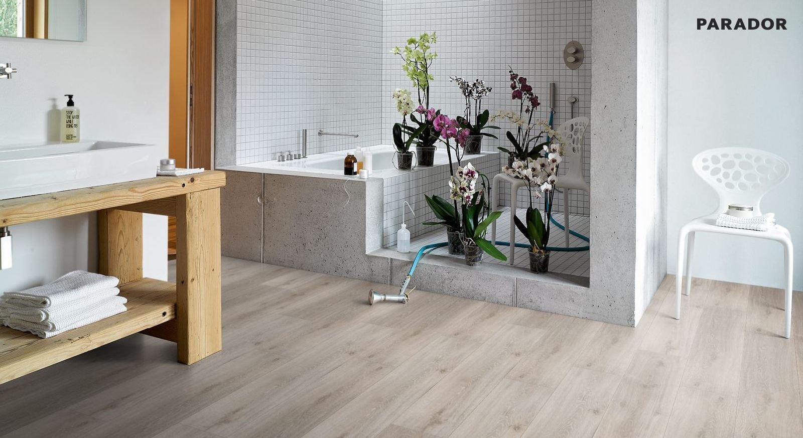 Suelo Vinilo de Parador Classic 2050 Roble Real Blanco Calizo en plancha