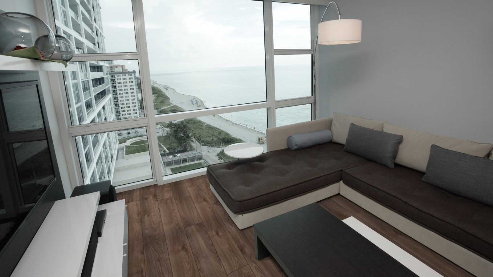 Laminate Wide Macro Oak Brown D4791 1-strip 4V Width 188mm