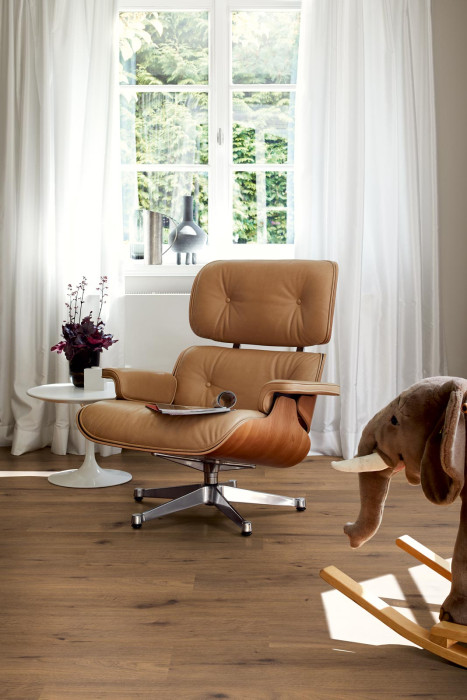 Egger Home Laminat 7/31 Classic Inuvik Eiche EHL148 1-Stab Landhausdiele main product photo