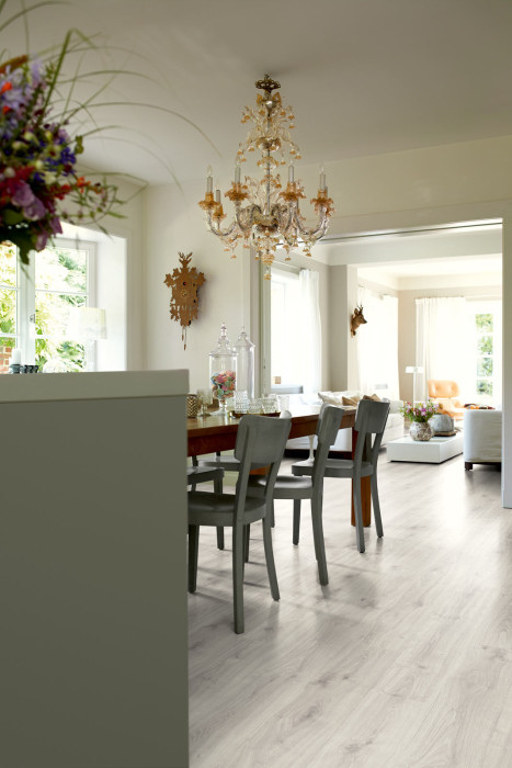 Egger Home Laminate 7/31 Classic Light Zermatt oak EHL140 1-strip main product photo