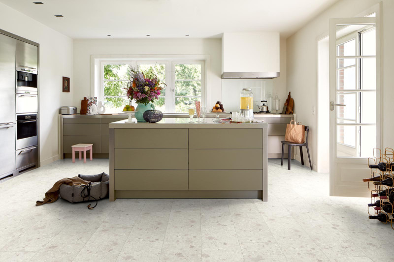 Egger Home Laminat 8/32 Kingsize Triestino Terrazzo EHL137 1-Stab Landhausdiele main product photo