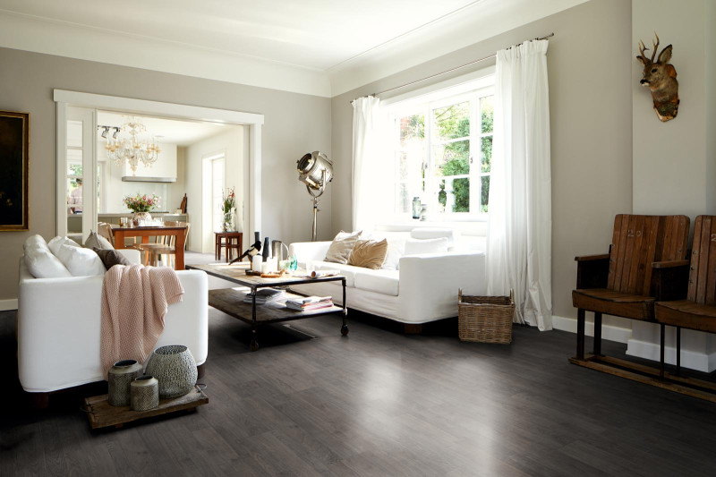 Egger Home Laminat 8/32 Large Emporia Eiche grau EHL147 3-Stab Schiffsboden 4V main product photo
