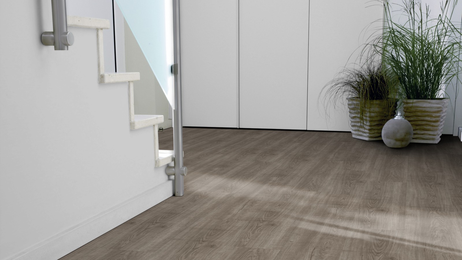 Tarkett Design flooring iD Inspiration Loose-Lay Grey Sawn Oak Plank