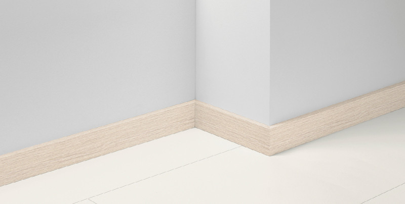 Parador Plinthe SL 18 Frêne D003 main product photo