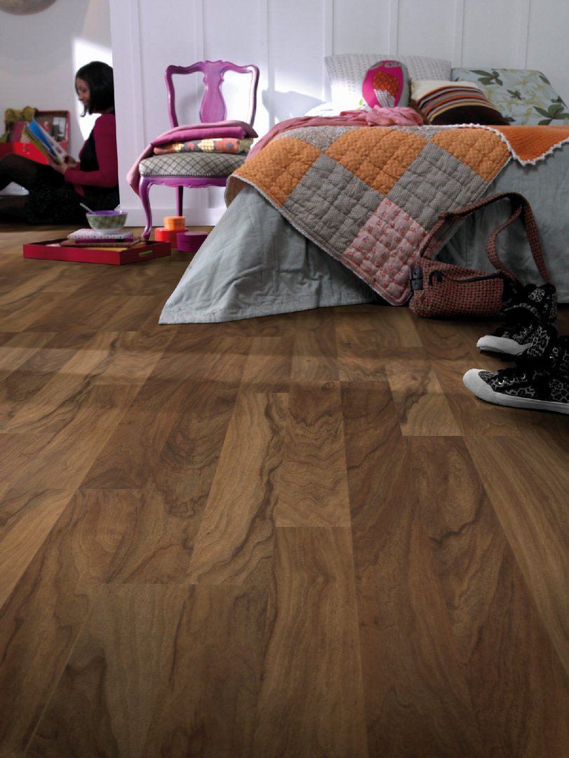 Tarkett Laminat Essentials 832 Nussbaum Europa 2-Stab