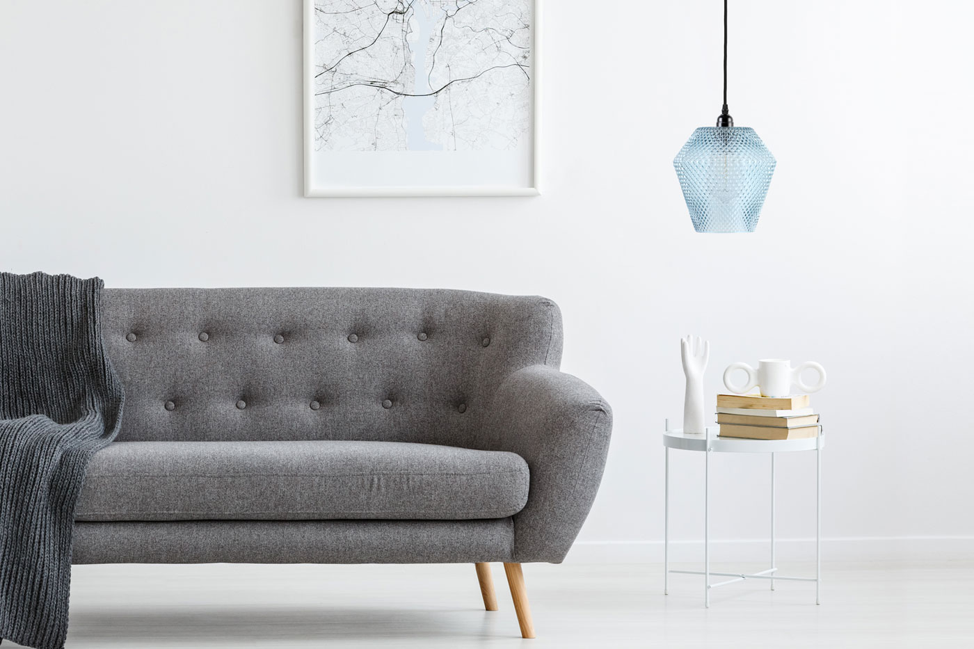 Hängelampe Summer Rain im Moderne Design in Farbe Blau / Schwarz aus Glas handgefertigt Raum2