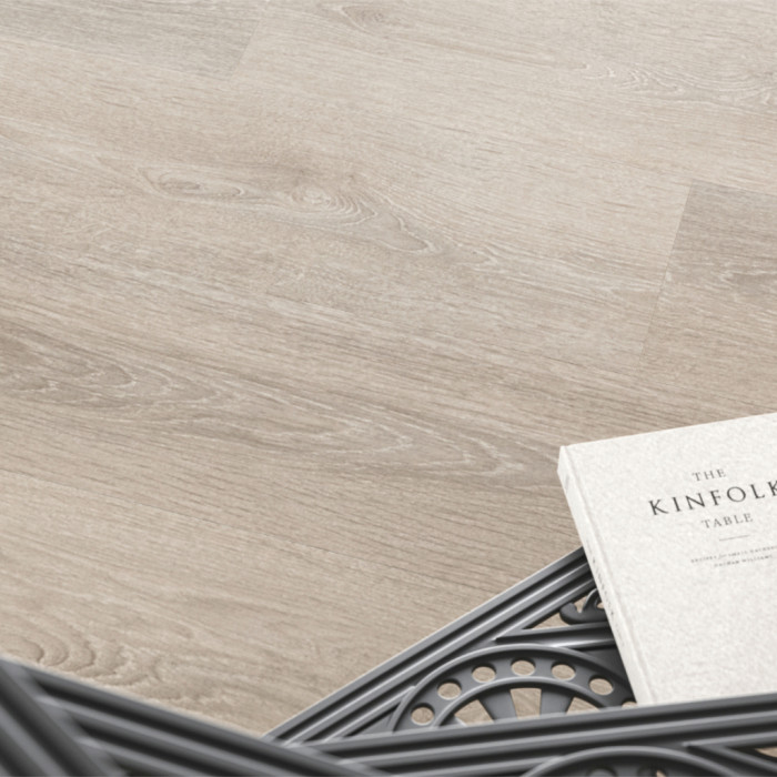 planeo Klebevinyl - Eiche Hellbraun | Synchronprägung (NF-S-5887) main product photo