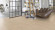 Parador Vinylboden Basic 5.3 Eiche Studioline geschliffen 1-Stab Landhausdiele 4V Trittschalldämmung Raum7 Parador Vinylboden Basic 5.3 Eiche Studioline geschliffen 1-Stab Landhausdiele 4V Trittschalldämmung Raum7