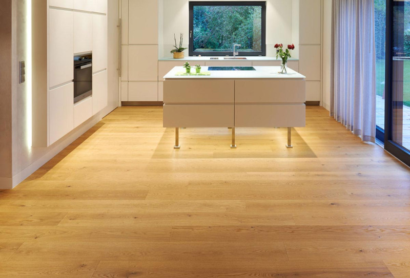 Admonter Parquet Roble Basic cepillado 1 lama 4V 158x1850 main product photo