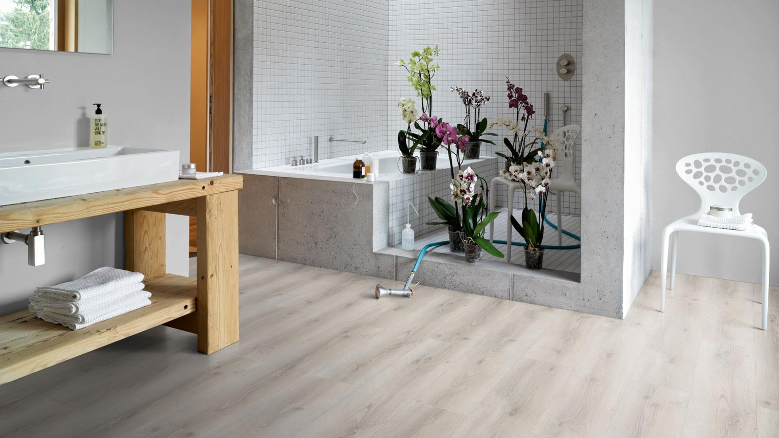 Parador Laminat Hydron 600 Eiche Askada weiß gekälkt Breite Landhausdiele 4V Raum3