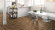 Parador Laminat Hydron 600 Eiche Montana Gekälkt Breite Landhausdiele 4V Raum2 Parador Laminat Hydron 600 Eiche Montana Gekälkt Breite Landhausdiele 4V Raum2