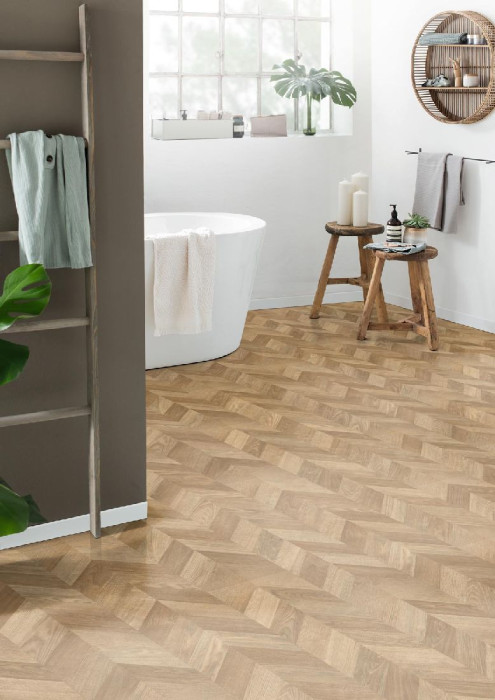 Egger Home Sol design 7.5/33 Large Chêne Pitaru EHD032 Chevron 4V main product photo