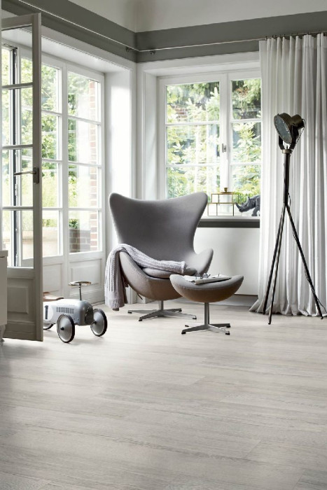 Egger Home Laminat 10/32 Classic Grey Elva Oak EHL145 1-Stab Landhausdiele 4V main product photo