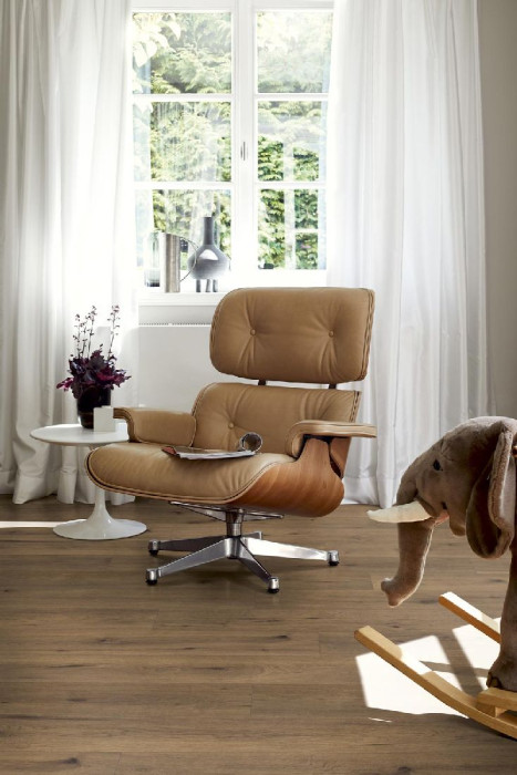 Egger Home Laminat 7/31 Classic Inuvik Eiche EHL148 1-Stab Landhausdiele 4V main product photo