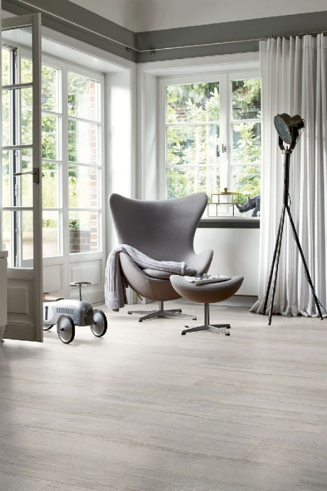 Egger Home Stratifié 8/32 Classic Grey Elva Oak EHL145 1 frise 4V main product photo