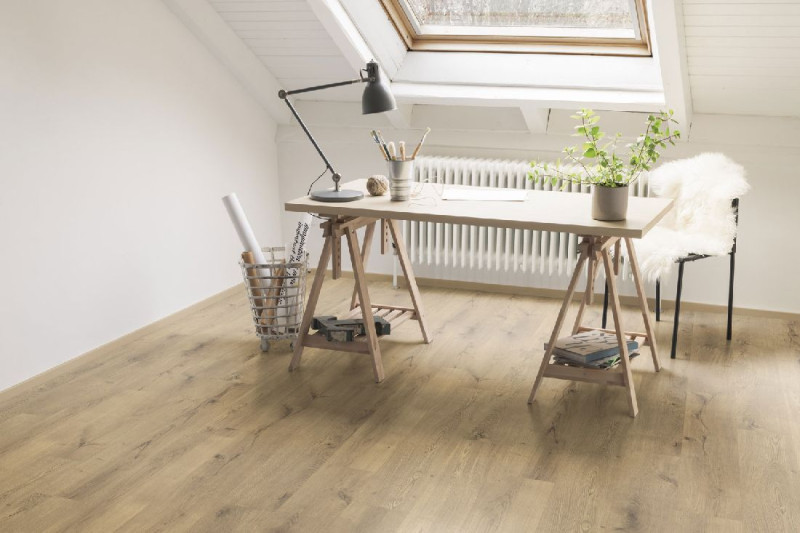 Egger Home Laminat 8/32 Classic Natural Lausanne Oak EHL086 1-Stab Landhausdiele 4V main product photo