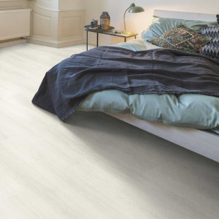 Egger Home Laminate Flooring 8/32 Classic White Toscolano Oak EHL098 1-plank wideplank 4V