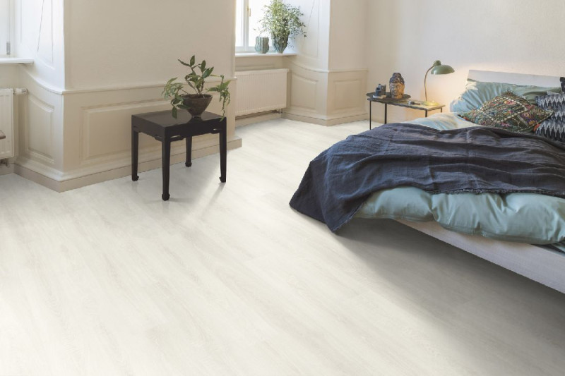 Egger Home Laminat 8/32 Classic White Toscolano Oak EHL098 1-Stab Landhausdiele 4V main product photo