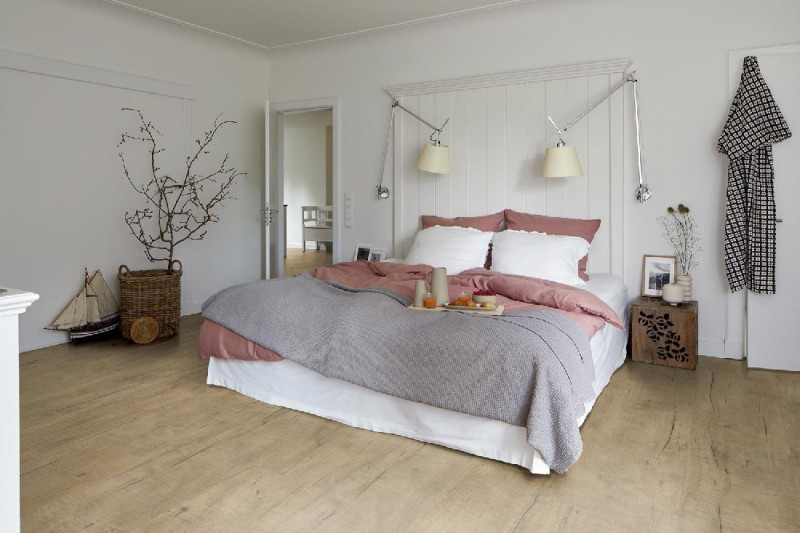 Egger Home Laminat 8/32 Kingsize Natural Springfield Oak EHL171 1-Stab Landhausdiele 4V main product photo