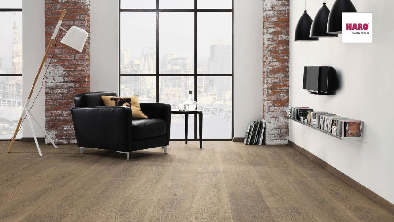 HARO Parkett 4000 Universal Eiche tabakgrau Landhausdiele Plaza 4V naturaLin plus main product photo