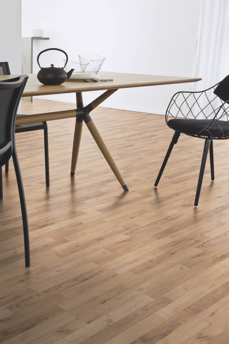 Kings Canyon Laminat Classic Normaldiele Eiche Rossia 3-Stab Schiffsboden 4V main product photo