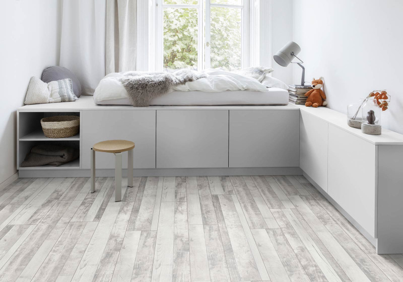 Kings Canyon Laminate Classic Normal plank Pine Leo Multistrip 4V main product photo