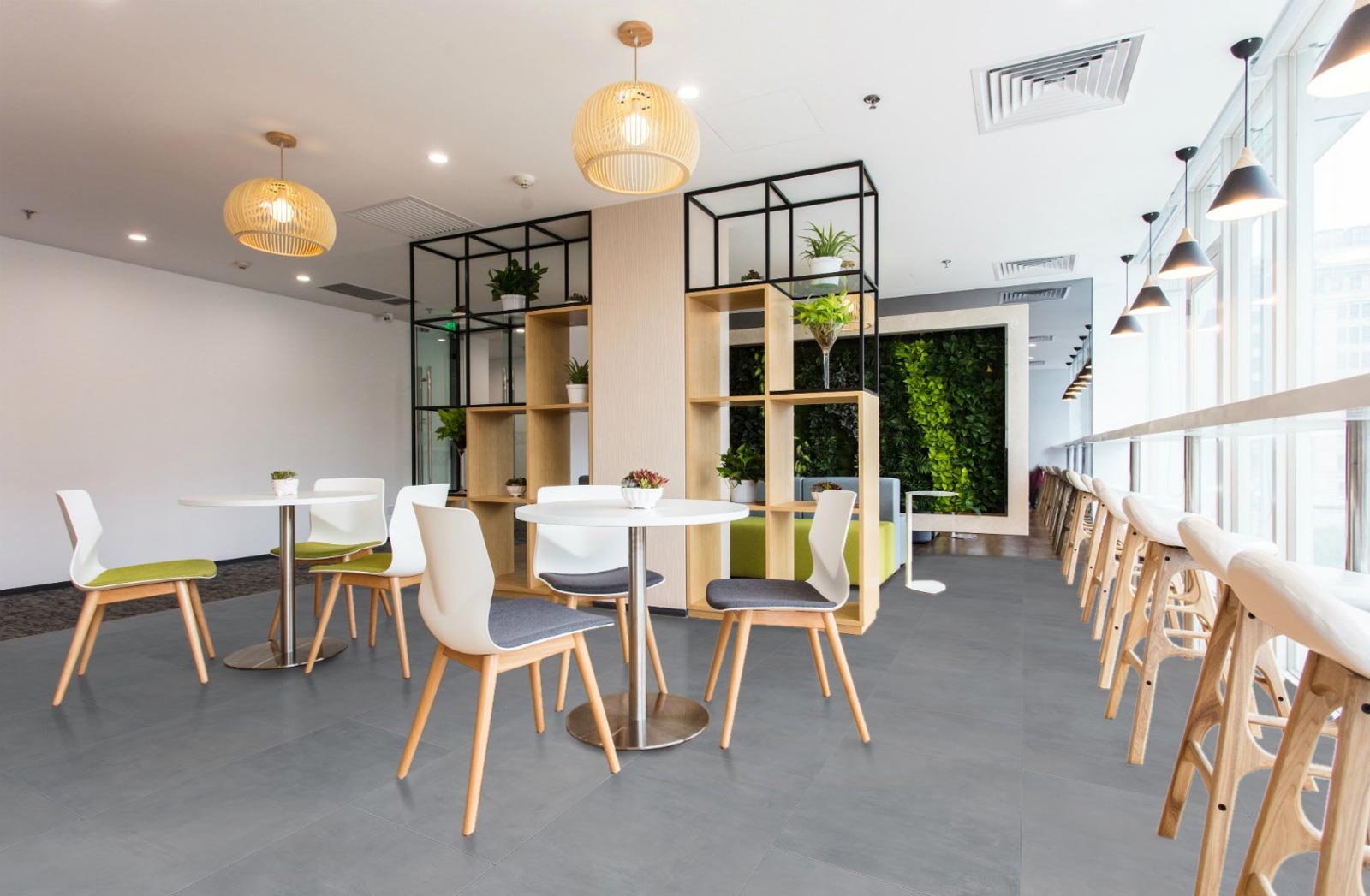 Kings Canyon Laminat Scene XL Zement Hellgrau 1-Stab Landhausdiele M4V zum Klicken Raum8