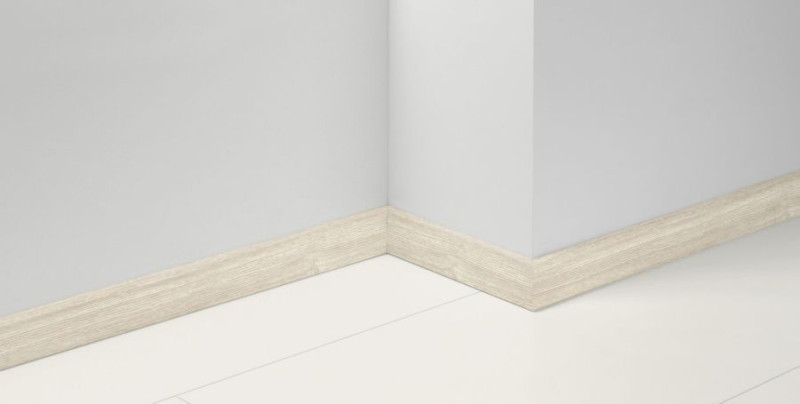 Parador Skirting board SL4 Oak patina white 6 cm main product photo