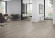 Skaben Design Rhino 55 Albion Eiche greige Real Feel 1-Stab Landhausdiele 4V zum Kleben Raum3 Skaben Design Rhino 55 Albion Eiche greige Real Feel 1-Stab Landhausdiele 4V zum Kleben Raum3