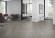 Skaben Design Rhino 55 Albion Eiche taupe Real Feel französisches Fischgrät Chevron zum Kleben Raum4 Skaben Design Rhino 55 Albion Eiche taupe Real Feel französisches Fischgrät Chevron zum Kleben Raum4