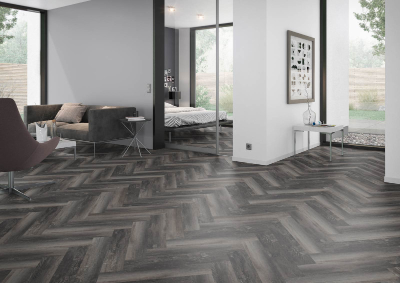 Skaben Vinylboden Design Rhino 55 Torino Kiefer schwarz geräuchert Real Feel Fischgrät Herringbone 4V zum Kleben main product photo