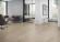 Skaben Design Rhino 55 Townhouse Natur Eiche hell Real Feel 1-Stab Landhausdiele 4V zum Kleben Raum4 Skaben Design Rhino 55 Townhouse Natur Eiche hell Real Feel 1-Stab Landhausdiele 4V zum Kleben Raum4