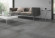 Skaben Design Rhino Click 55 Loft Stahlbeton grau Fliese 4V Trittschalldämmung Raum3 Skaben Design Rhino Click 55 Loft Stahlbeton grau Fliese 4V Trittschalldämmung Raum3