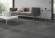 Skaben Design Rhino Click 55 Loft Zement dunkel grau Fliese 4V Trittschalldämmung Raum3 Skaben Design Rhino Click 55 Loft Zement dunkel grau Fliese 4V Trittschalldämmung Raum3