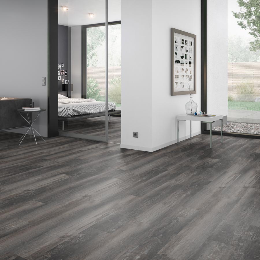 Skaben Suelo de Vinilo Design Rhino Click 55 Torino Black Smoked Pine Real Feel 1 lama 4V de aislamiento acústico al impacto