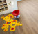 Skaben Design Rhino Glue-Down 30 XL Eiche Honig Wartburg 1-Stab Landhausdiele M4V zum kleben Raumbild 3 Skaben Design Rhino Glue-Down 30 XL Eiche Honig Wartburg 1-Stab Landhausdiele M4V zum kleben Raumbild 3