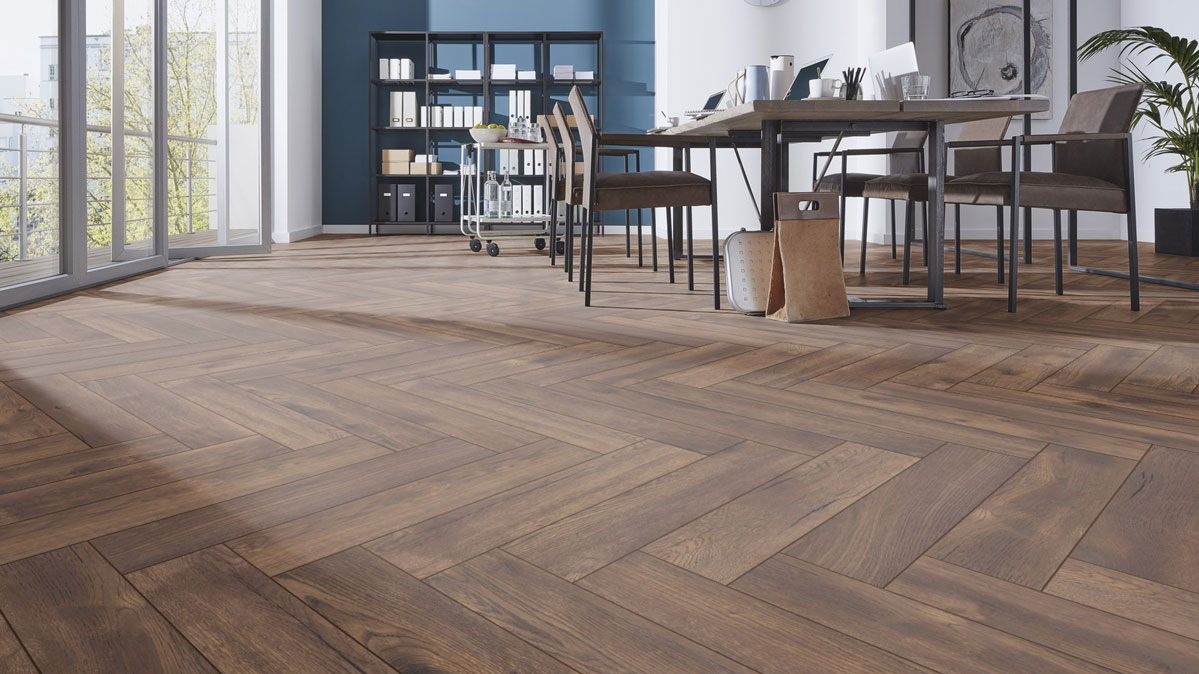 Skaben Laminat Herringbone Eiche Cadiz Fischgrät 4V Raum7