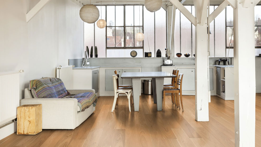 Skaben Parkett Bremen Eiche Country gebürstet geölt Landhausdiele 4mm M2V Raum7