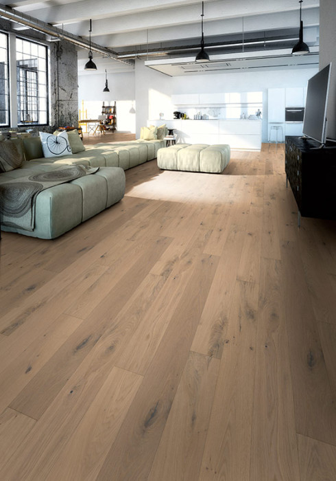 Skaben Parquet Fine Chêne Lyon Blanc rustique noueux brossé huilé 1 frise 4V main product photo