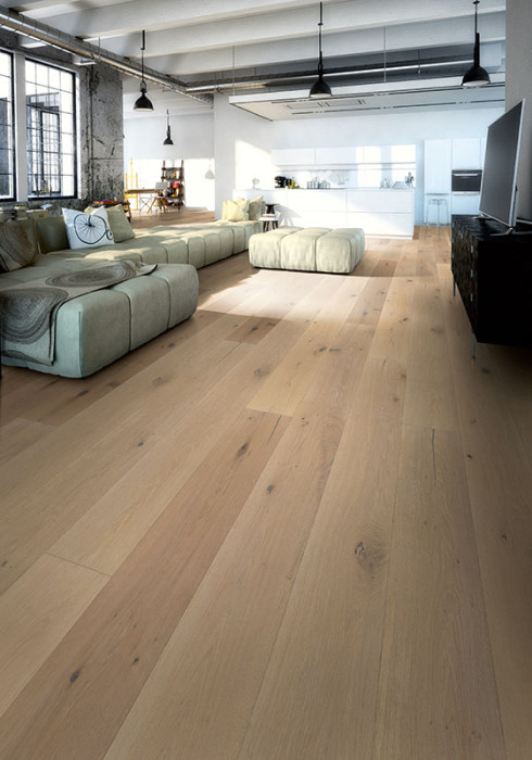 Skaben Parquet Gallant Chêne Brest Blanc rustique brossé huilé 1 frise 4V main product photo